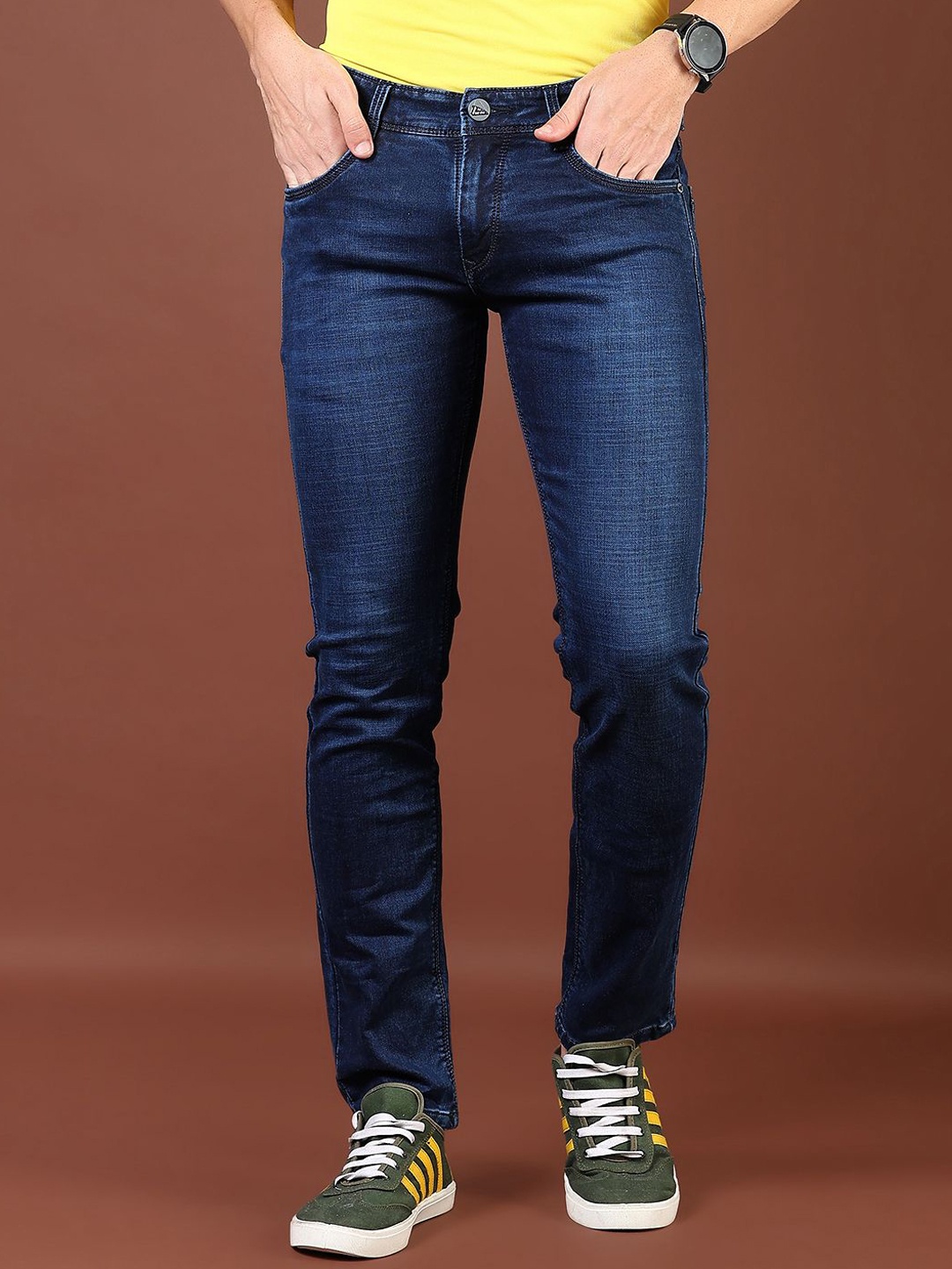 

V-Mart Men Slim Fit Light Fade Mid-Rise Jeans, Blue