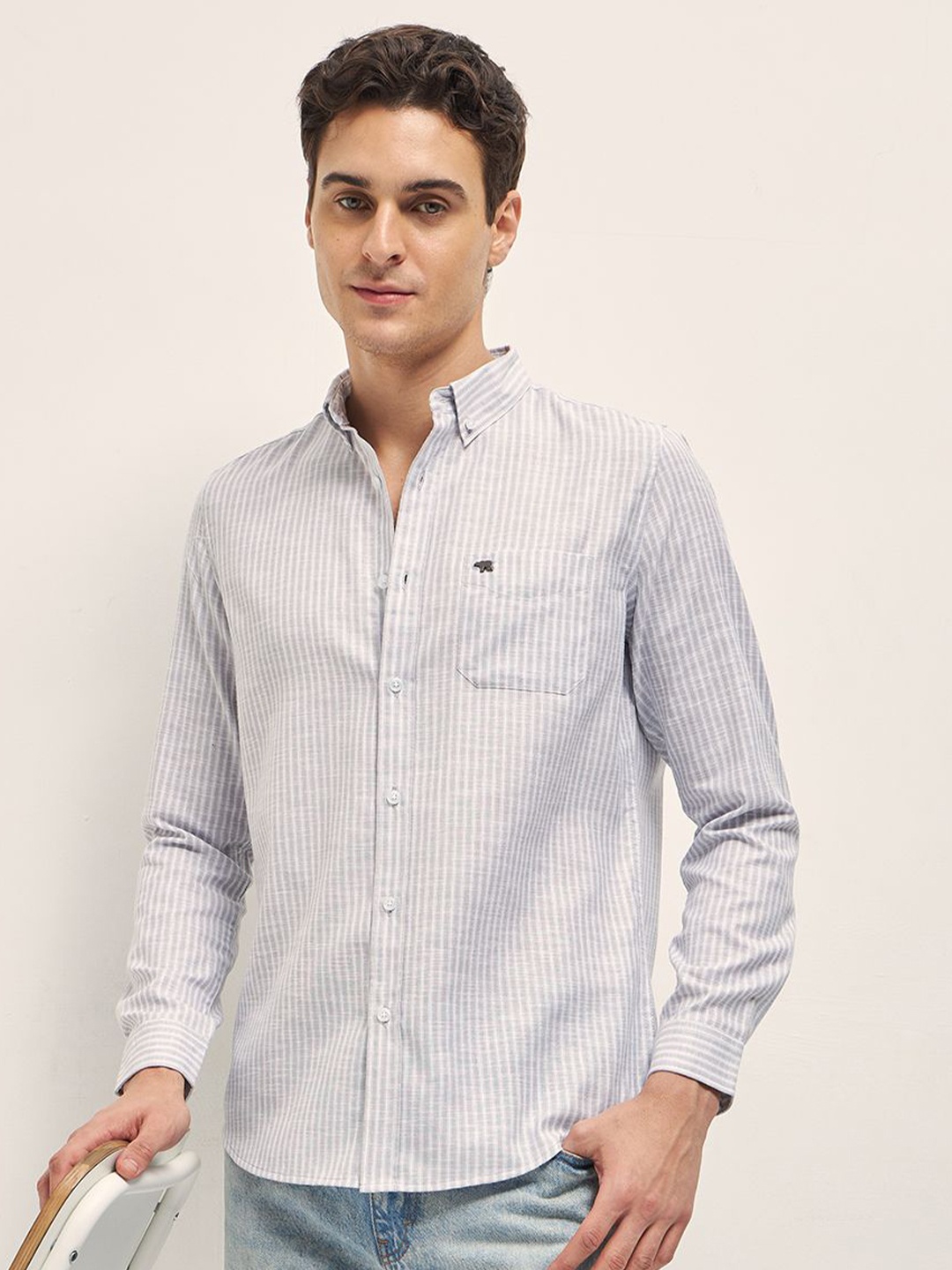 

THE BEAR HOUSE Men Slim Fit Multi Stripes Opaque Striped Casual Shirt, Grey