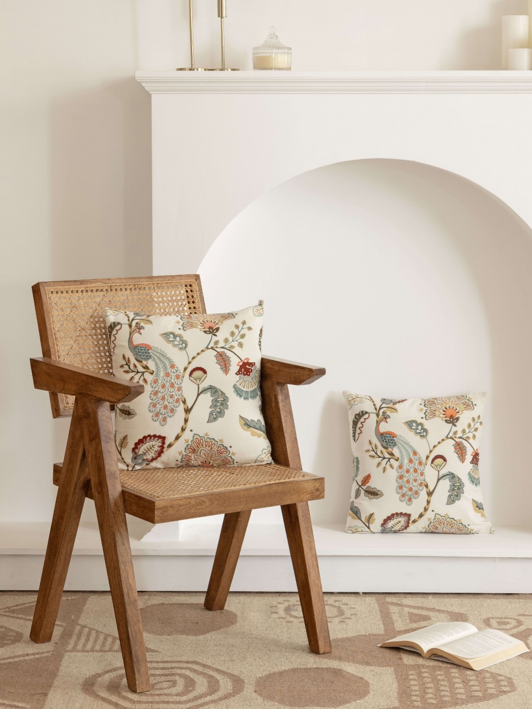 

Clasiko White & Sea Green 2 Pieces Floral Printed Cotton Square Cushion Covers