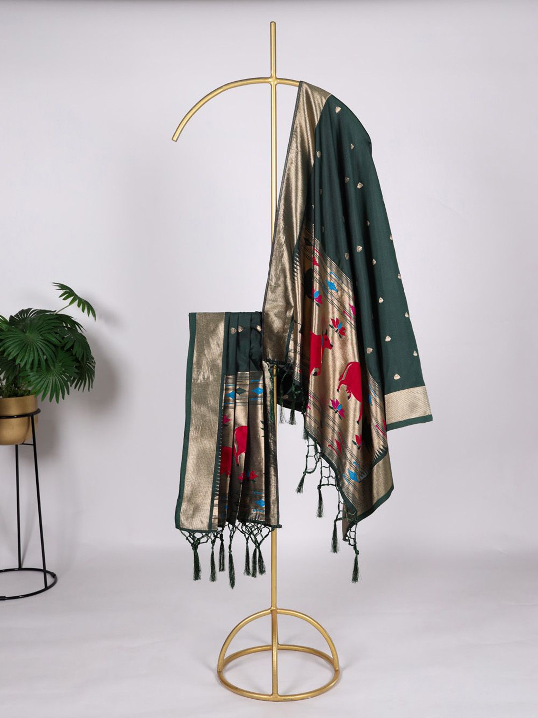 

LOOKNBOOK ART Ethnic Motifs Woven Design Zari Work Dupatta, Green