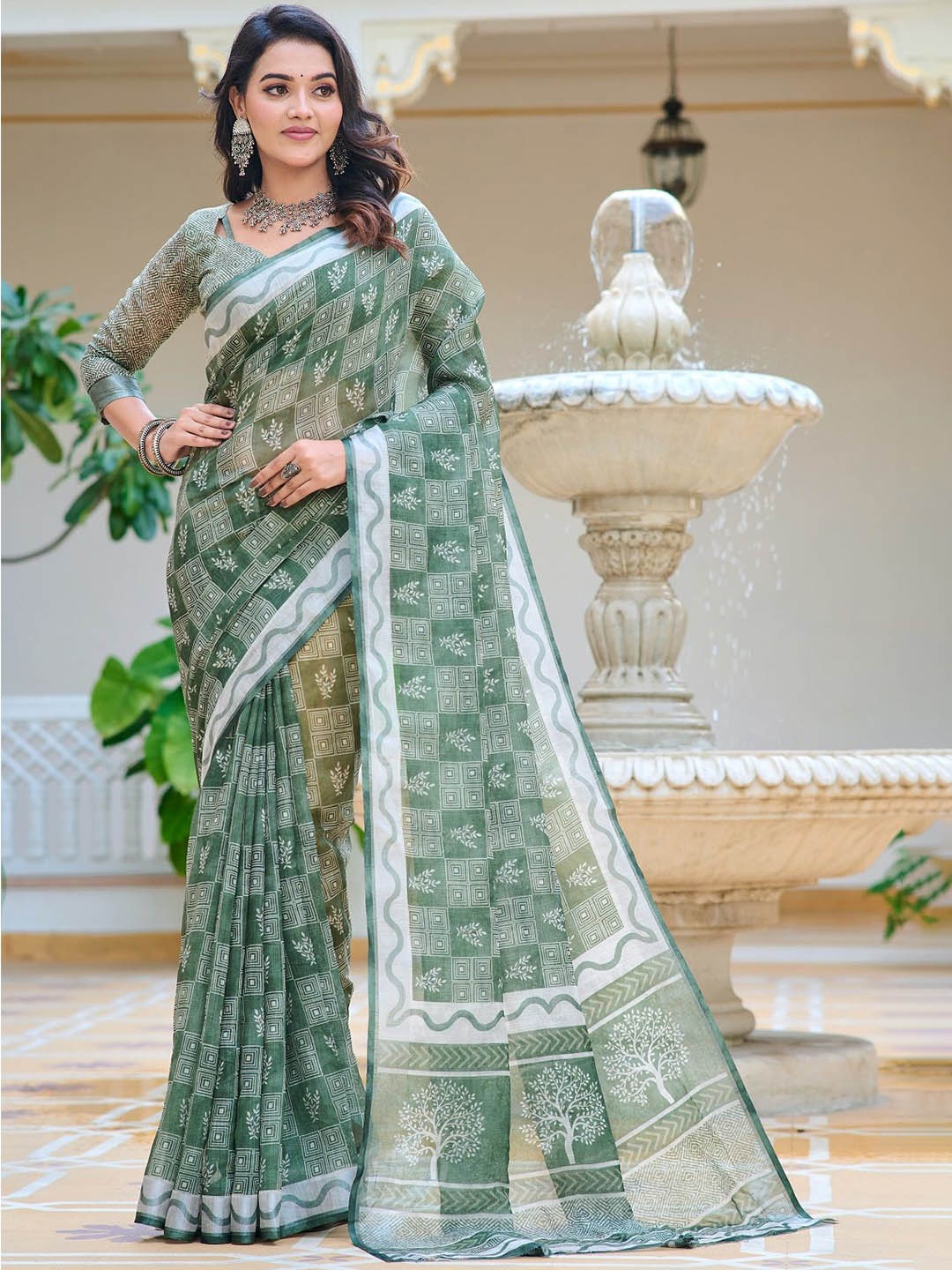 

Iris Printed Pure Cotton Saree, Green
