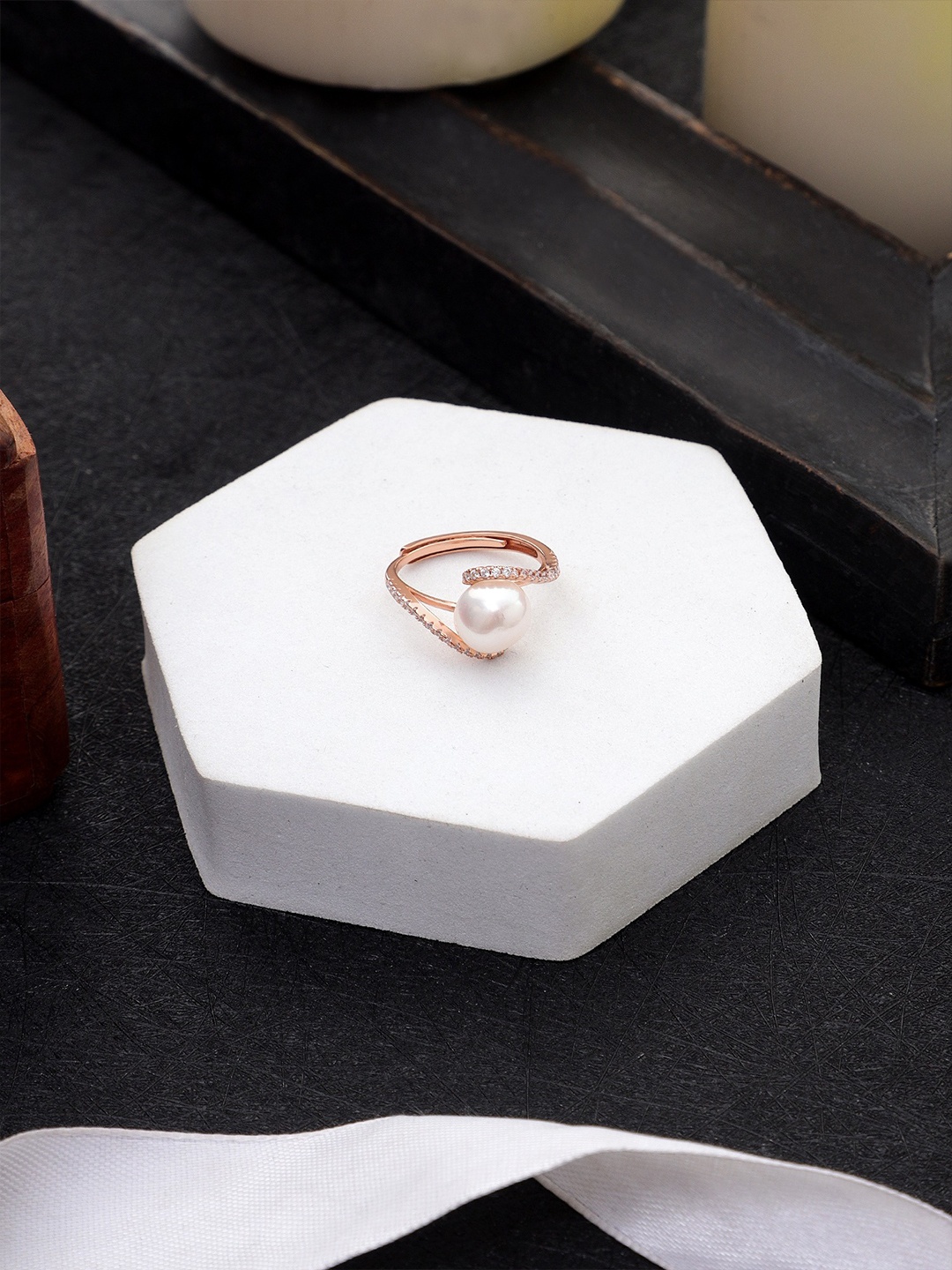 

DIAVO 925 Sterling Silver Rose Gold-Plated Pearls Beaded Finger Ring