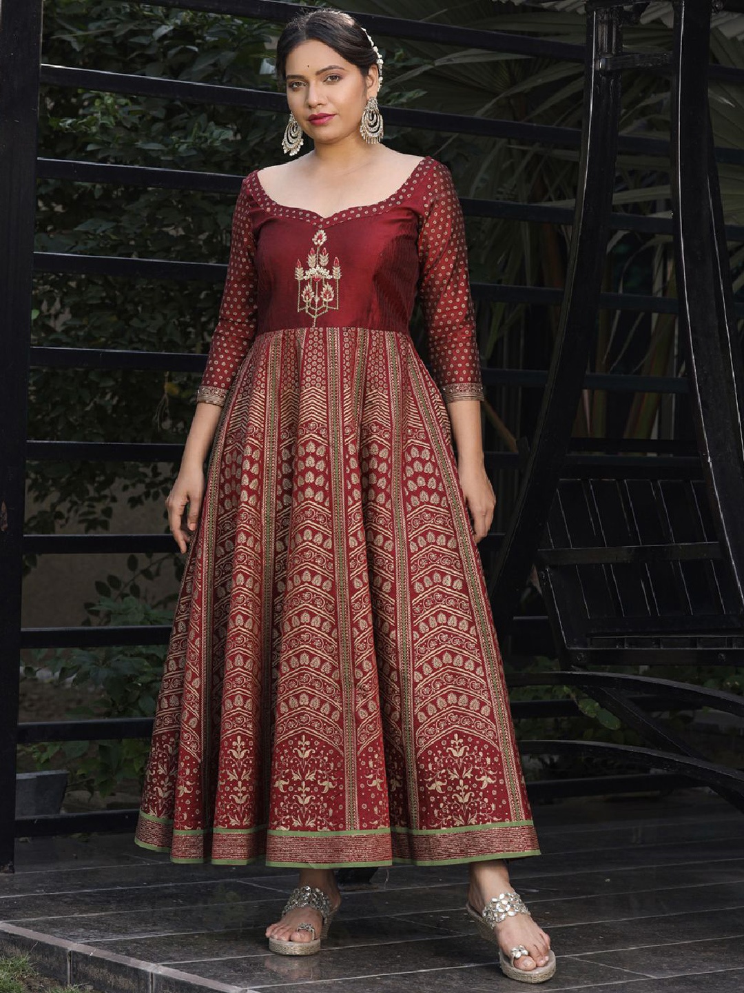 

KALINI Ethnic Motifs Printed Sweetheart Neck A-Line Cotton Ethnic Dress, Maroon