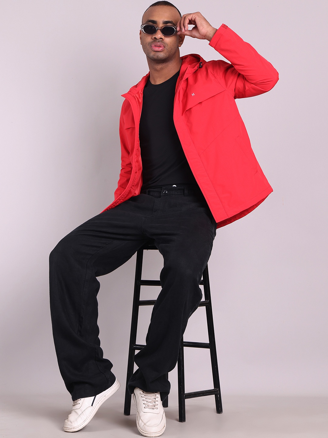 

HOUSE OF VEDAS Men Windcheater and Water Resistant Outdoor Sporty Jacket, Red