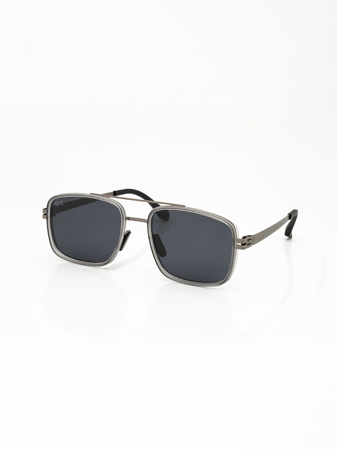 

QUE UNIVERSE Men Rectangle Sunglasses with Polarised Lens, Grey