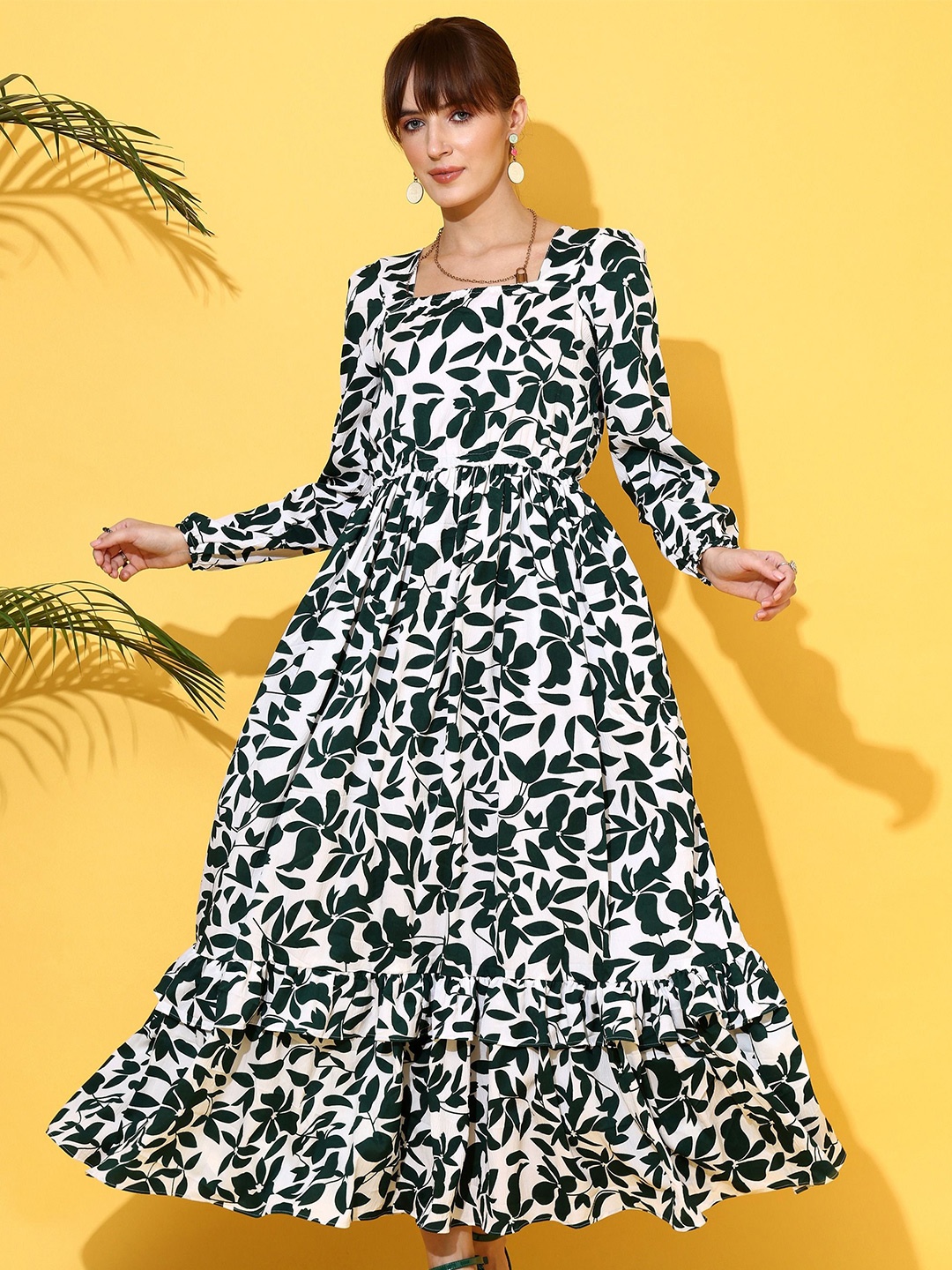 

De La Moda Floral Print Crepe Fit & Flare Maxi Dress, White
