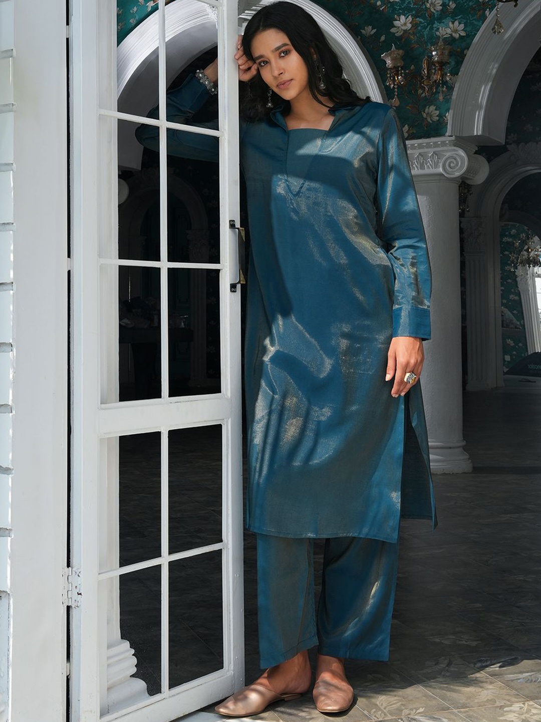 

QISSA Shirt Collar Straight Kurta With Trousers, Blue