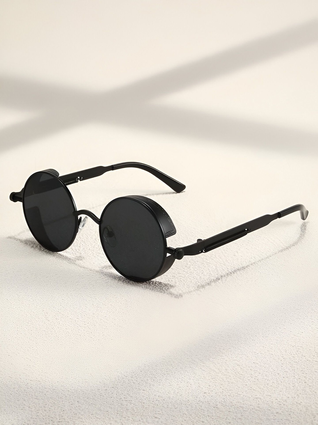 

FUNGLASSES Unisex Round Sunglasses with UV Protected Lens stempunk ful blk, Black