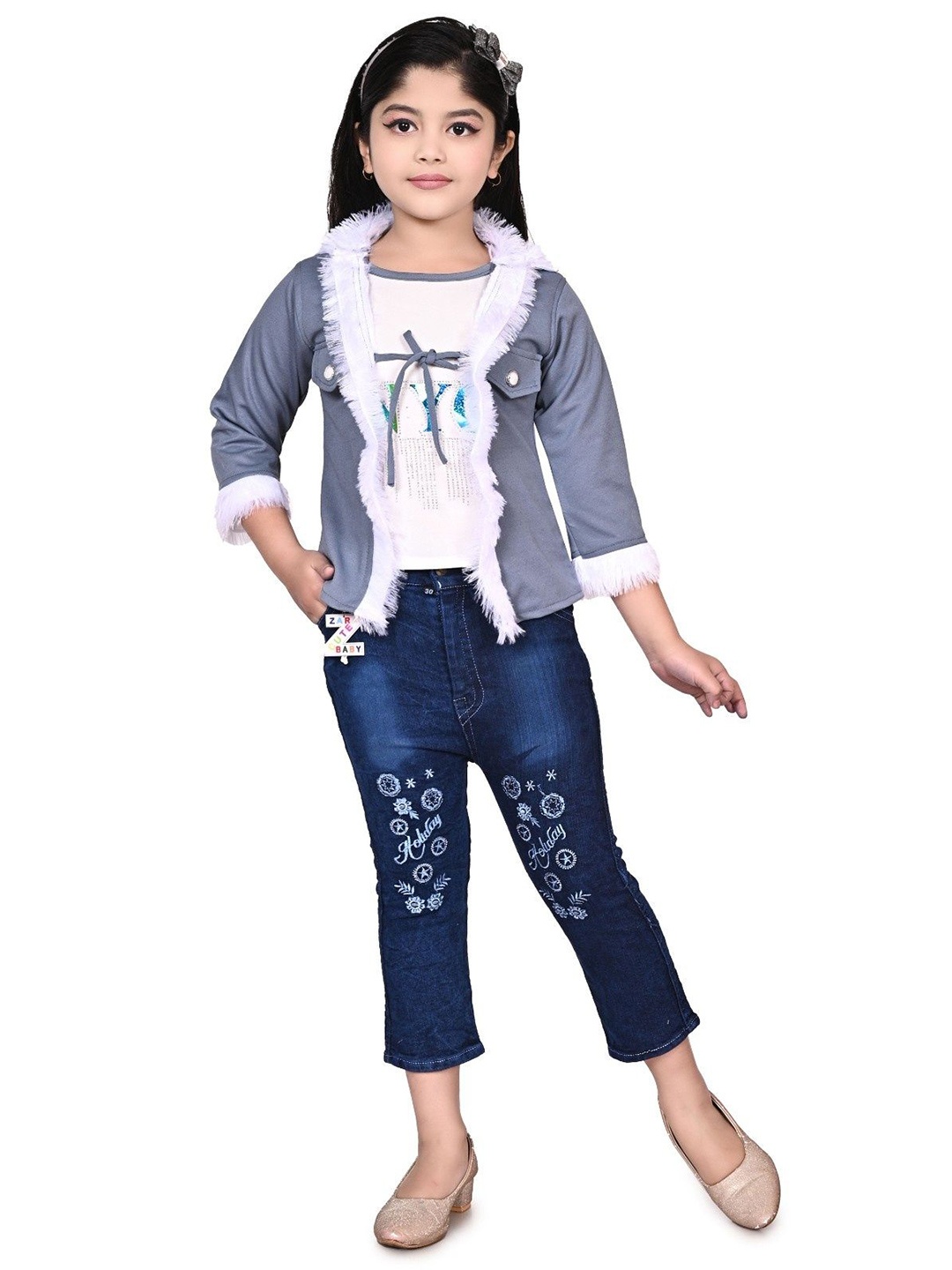 

JIYAN FASHION WORLD Girls Embellished Top With Capris & Jacket, Grey