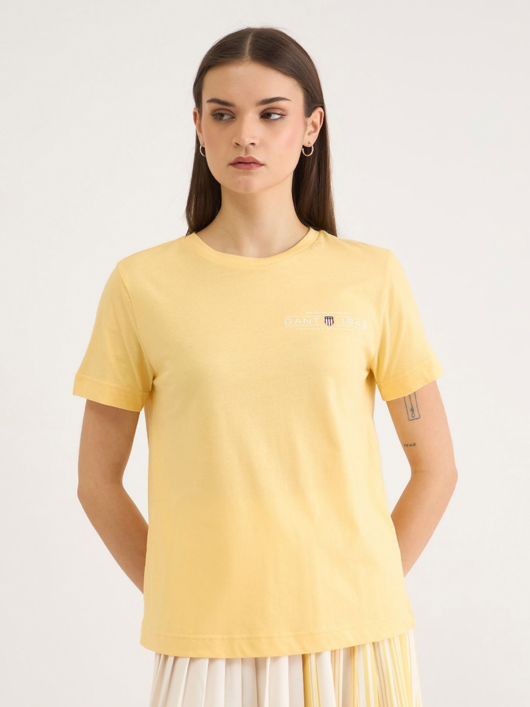 

GANT Women Typography Printed Pure Cotton T-shirt, Yellow