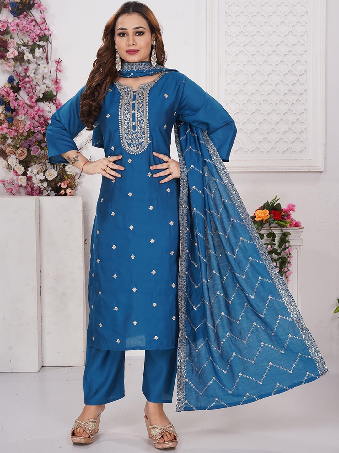 

Maheesha Floral Embroidered Sequinned Notch Neck Straight Kurta With Trousers And Dupatta, Blue