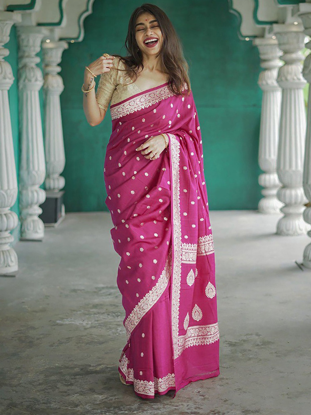

KALINI Woven Design Silk Blend Banarasi Saree, Pink