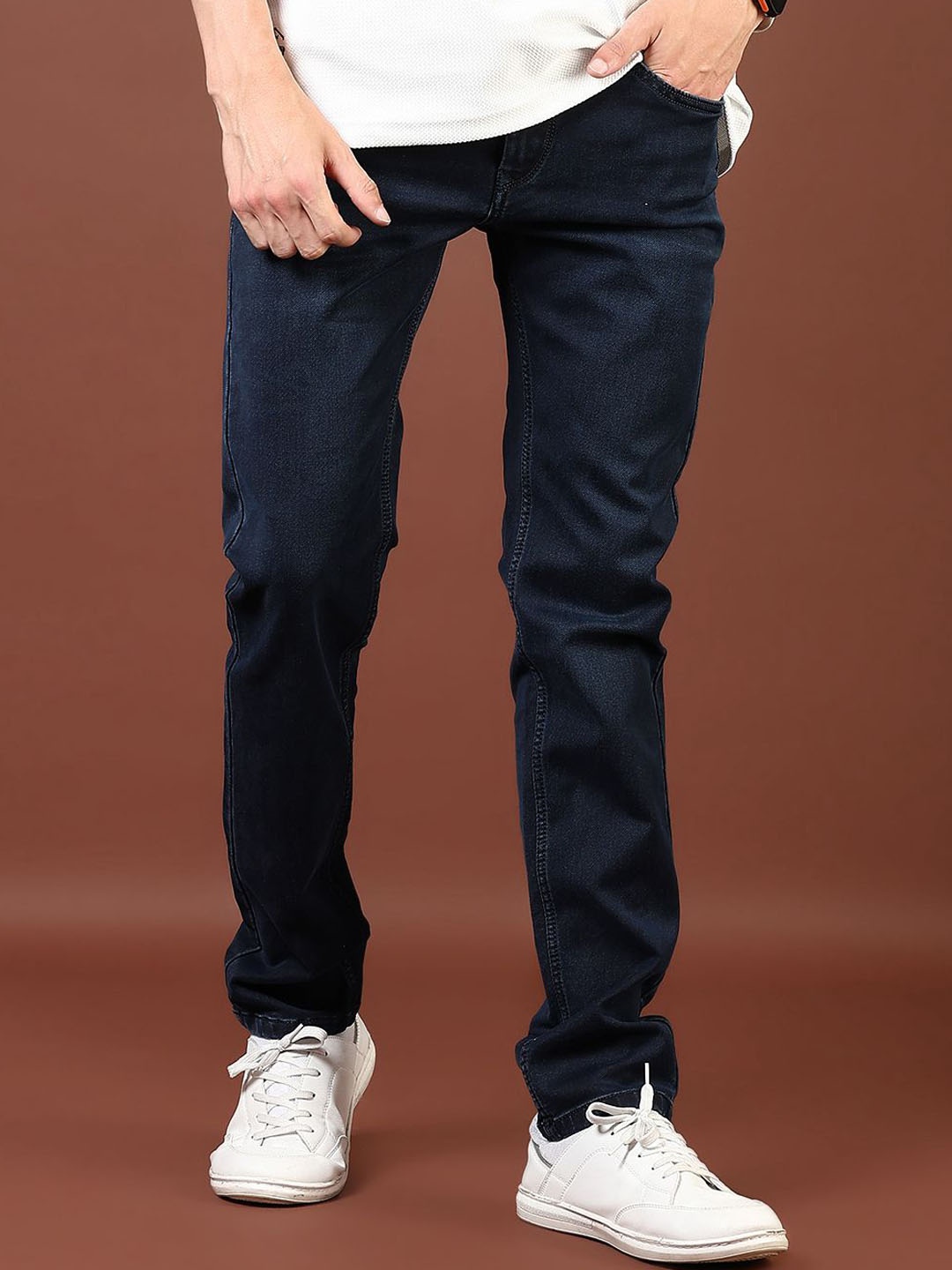 

V-Mart Men Cotton Slim Fit Light Fade Jeans, Blue