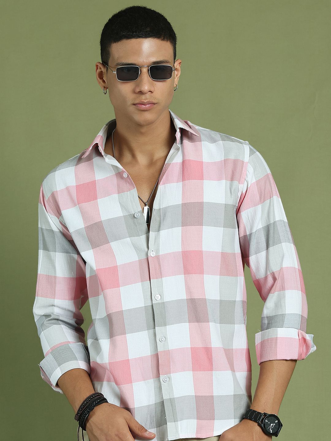 

Indian Needle Men Classic Opaque Checked Casual Shirt, Pink