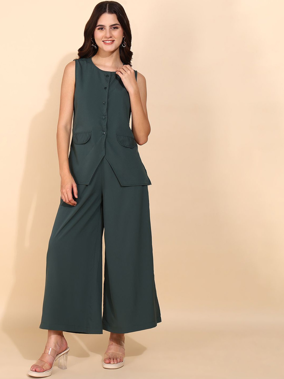 

DressBerry Round Neck Coat With Palazzo, Green