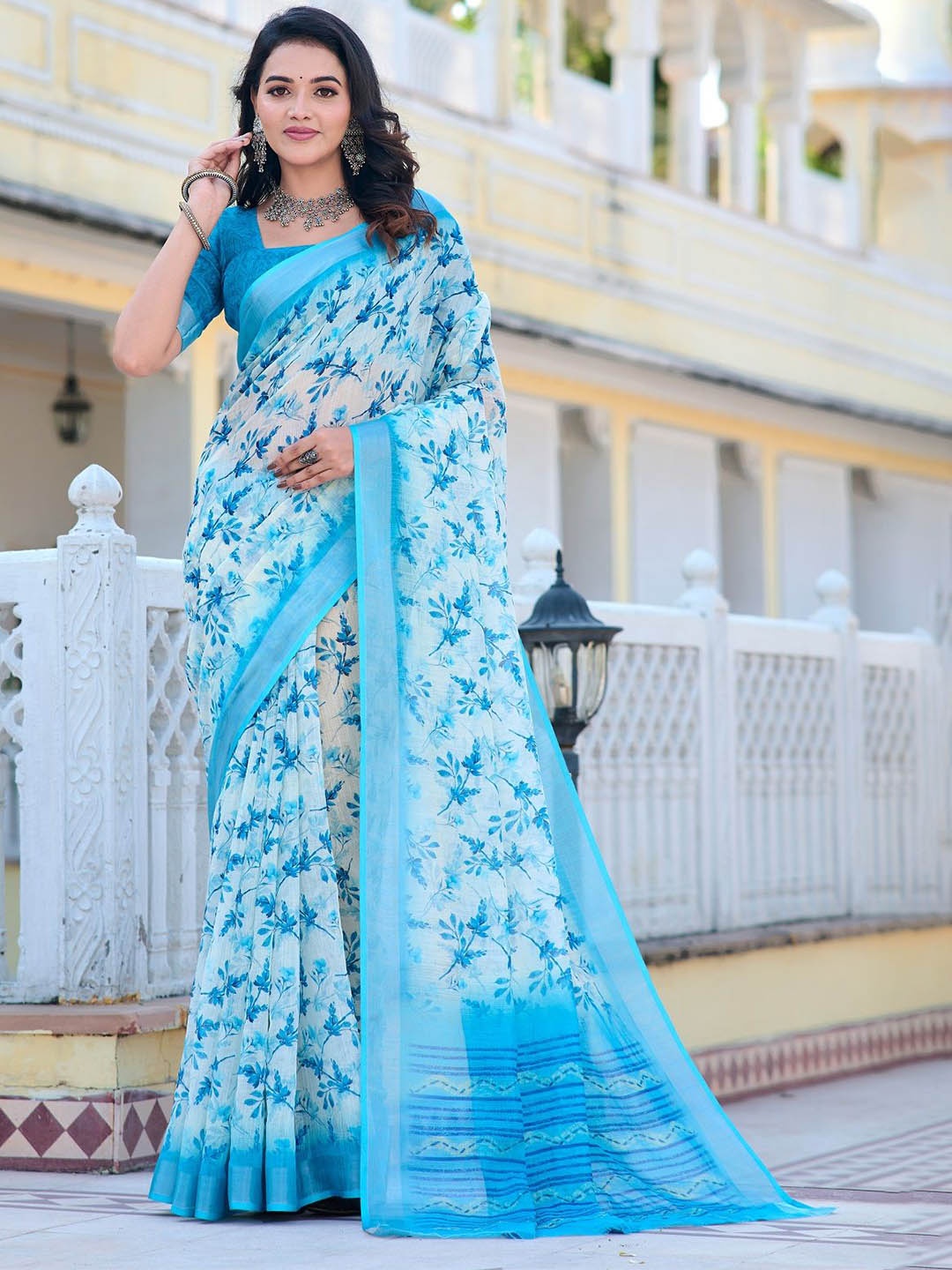 

Iris Floral Pure Cotton Saree, Blue