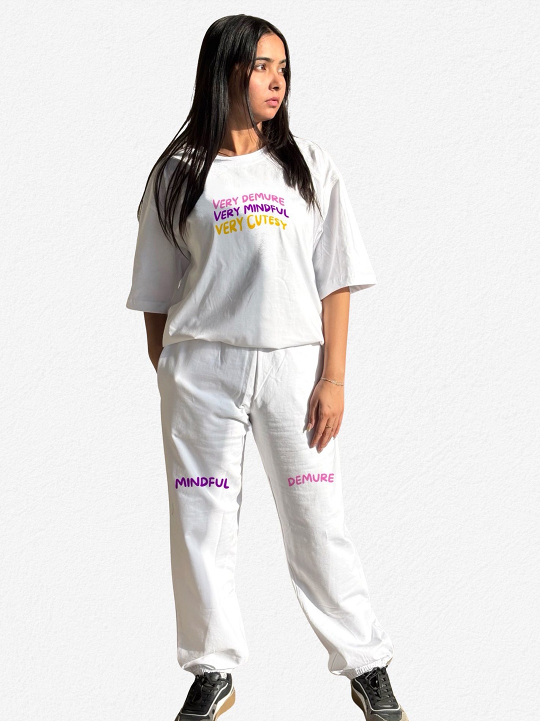 

TheBTclub Unisex Round Neck T-Shirt With Joggers Co-Ords, White