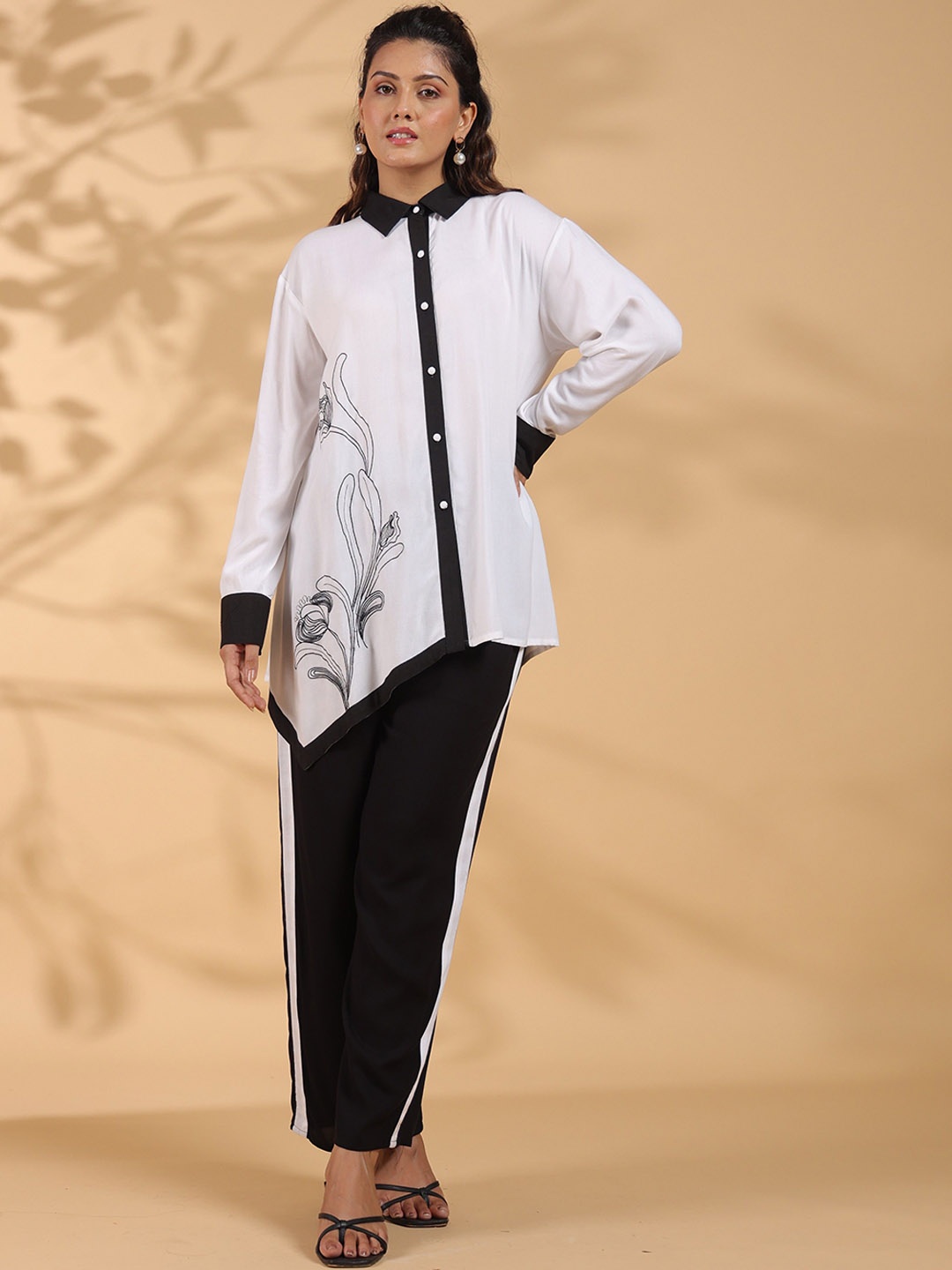 

STIL O STITCH Embroidered Shirt With Trousers, White