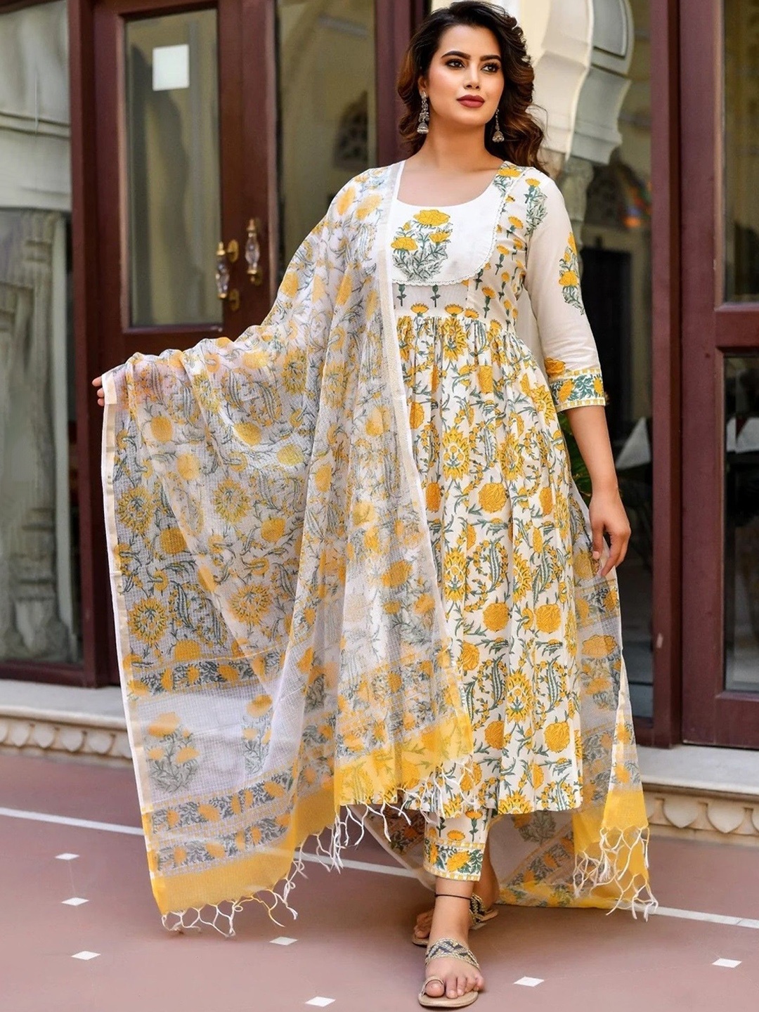 

Moda Rapido Floral Printed Round Neck Anarkali Kurta With Trousers & Dupatta, Yellow