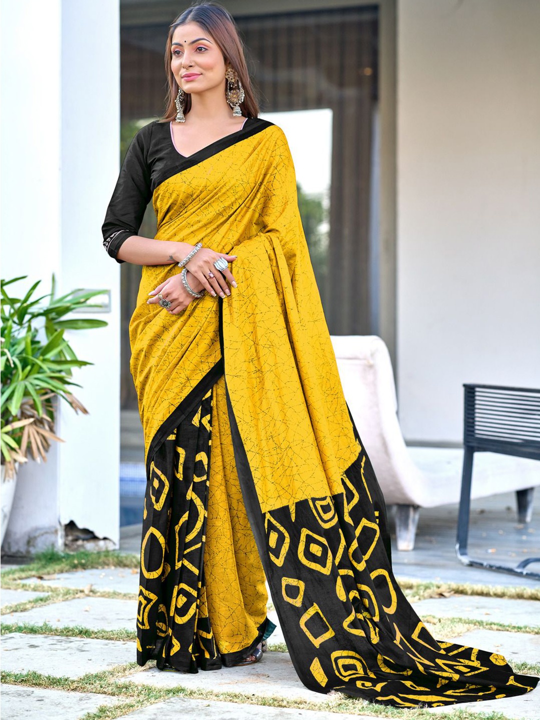 

Anouk Printed Pure Cotton Saree, Yellow