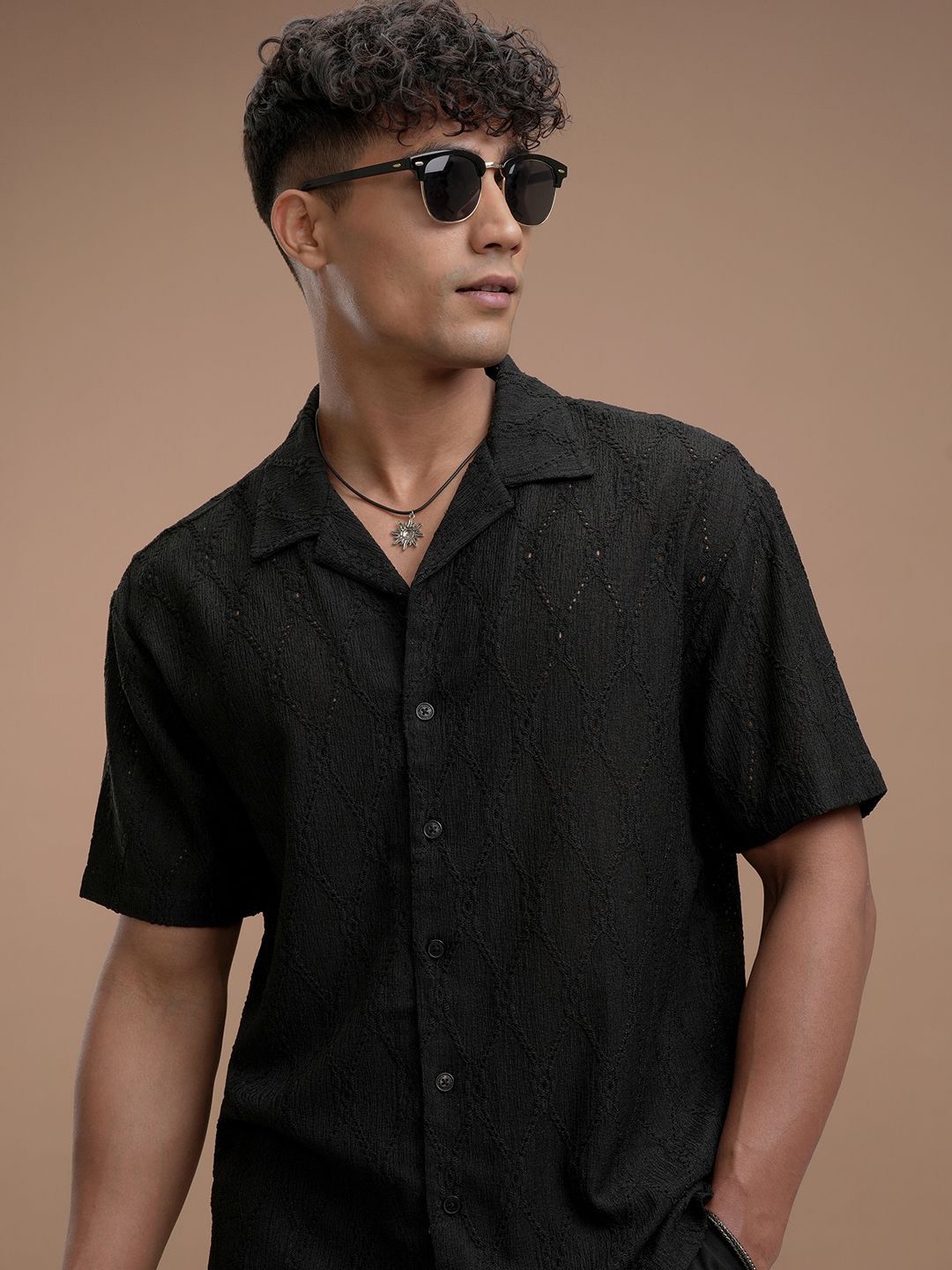 

HIGHLANDER Men Comfort Opaque Casual Shirt, Black