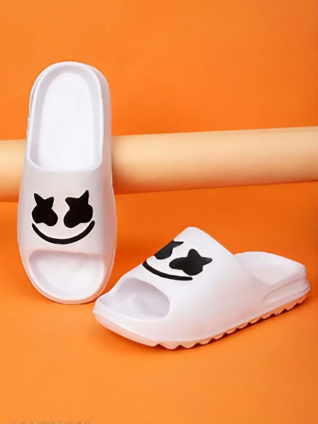 

KNIEVL Men Printed Sliders, White