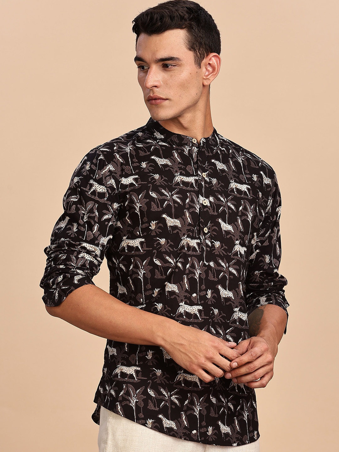 

Anouk Floral Printed Band Collar Pure Cotton Short Straight Kurta, Black