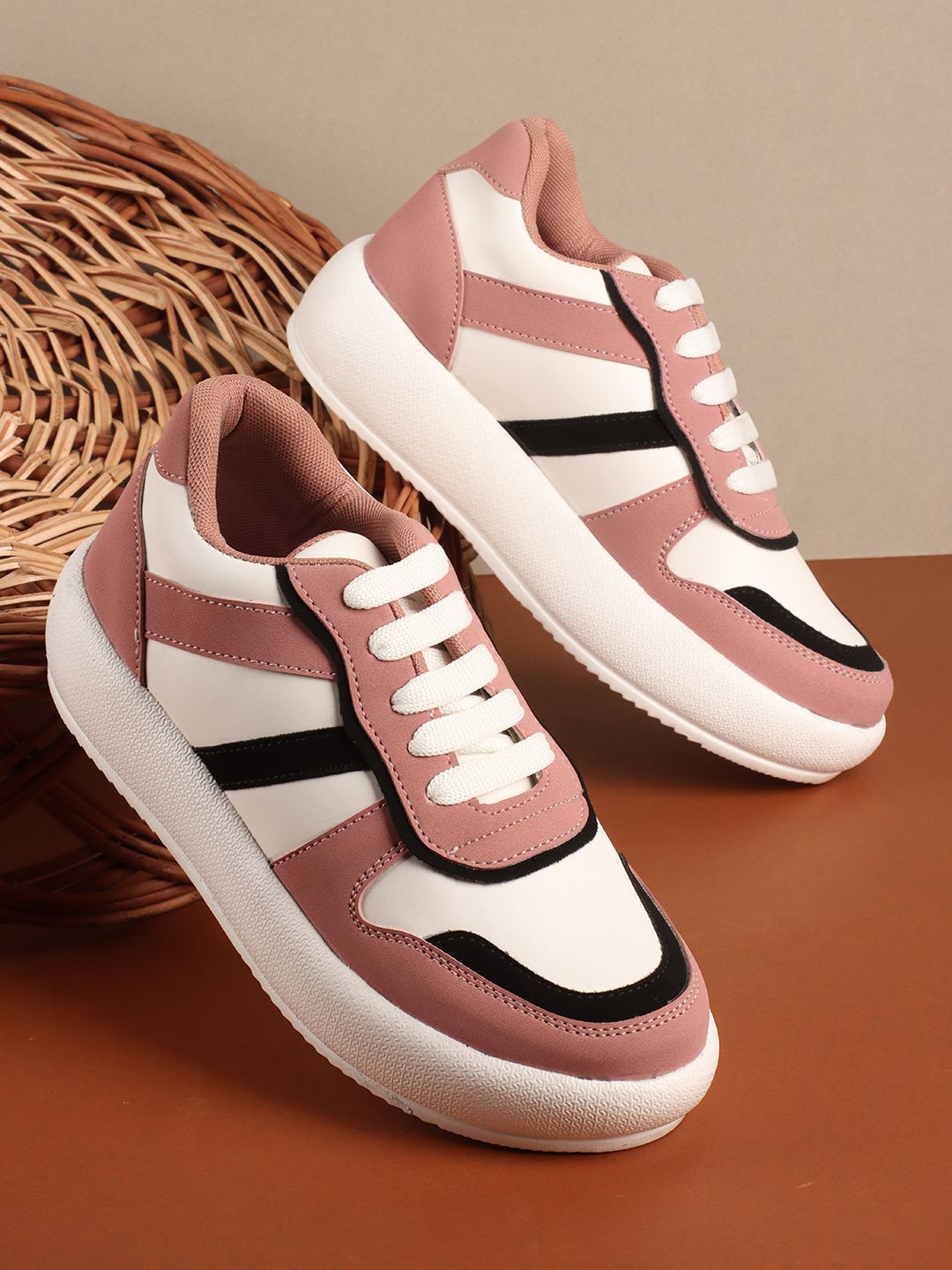 

The Roadster Lifestyle Co Women Colorblocked Casual Lace Ups Sneakers, Pink