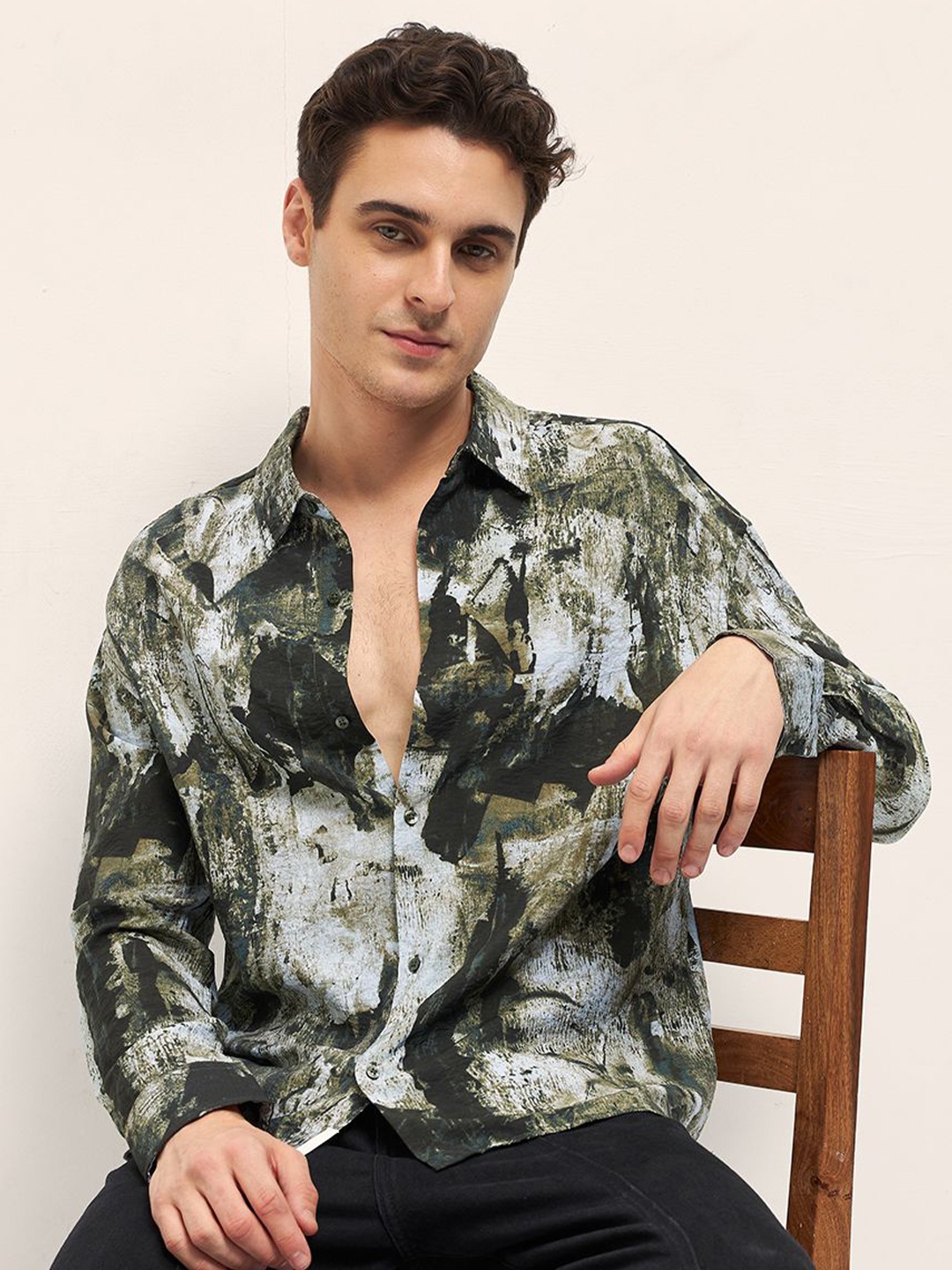 

THE BEAR HOUSE Men Opaque Printed Casual Shirt, Green
