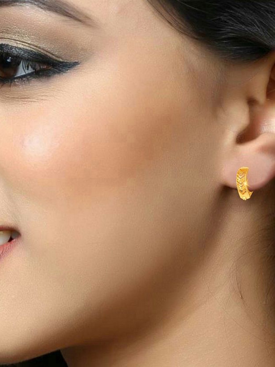 

DIVASTRI Gold Plated Triangular Shaped Hoop Earring