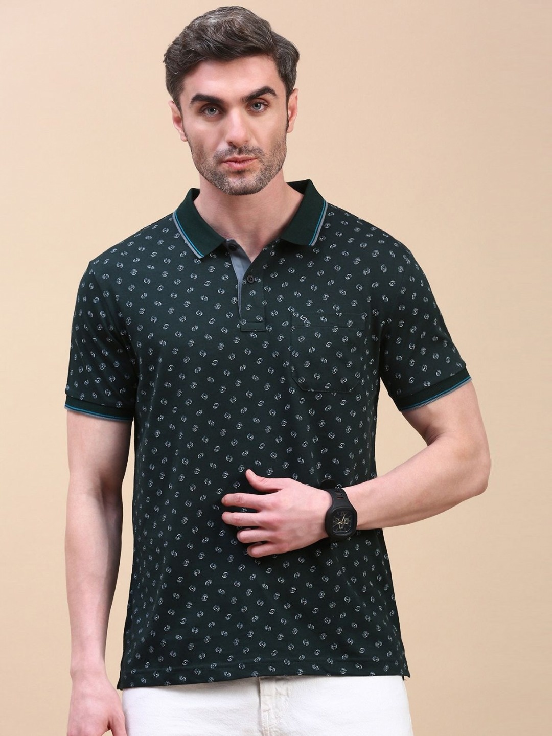 

Classic Polo Men Printed Polo Collar Pockets Slim Fit T-shirt, Green