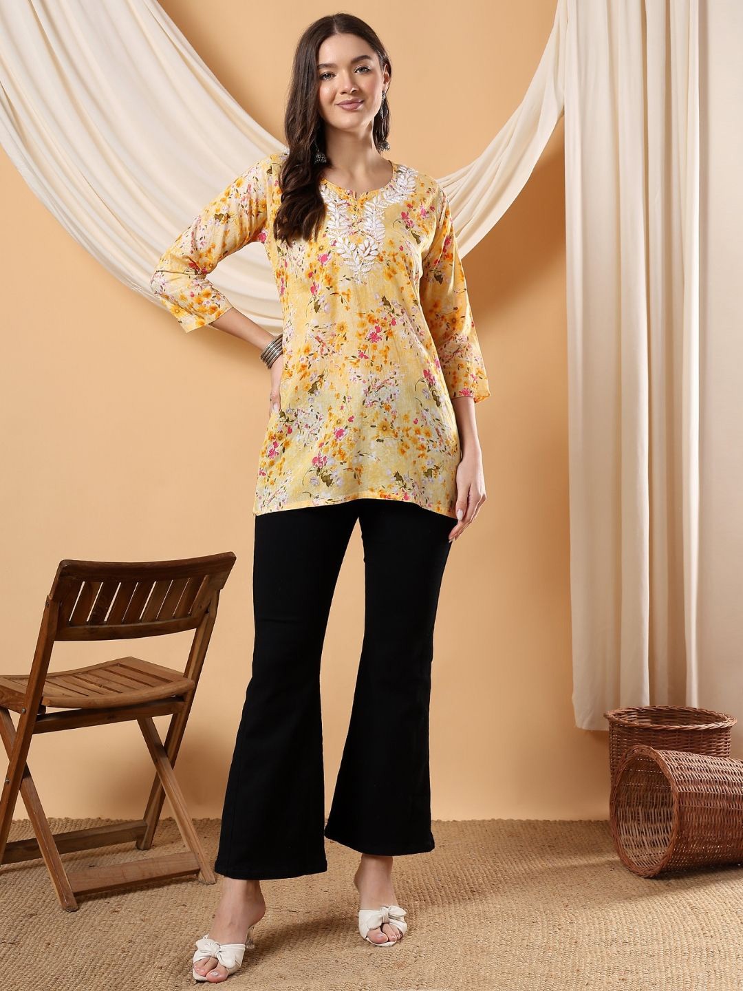

Poshak Chikan Studio Women Floral Printed & Embroidered Cotton Tunic, Yellow