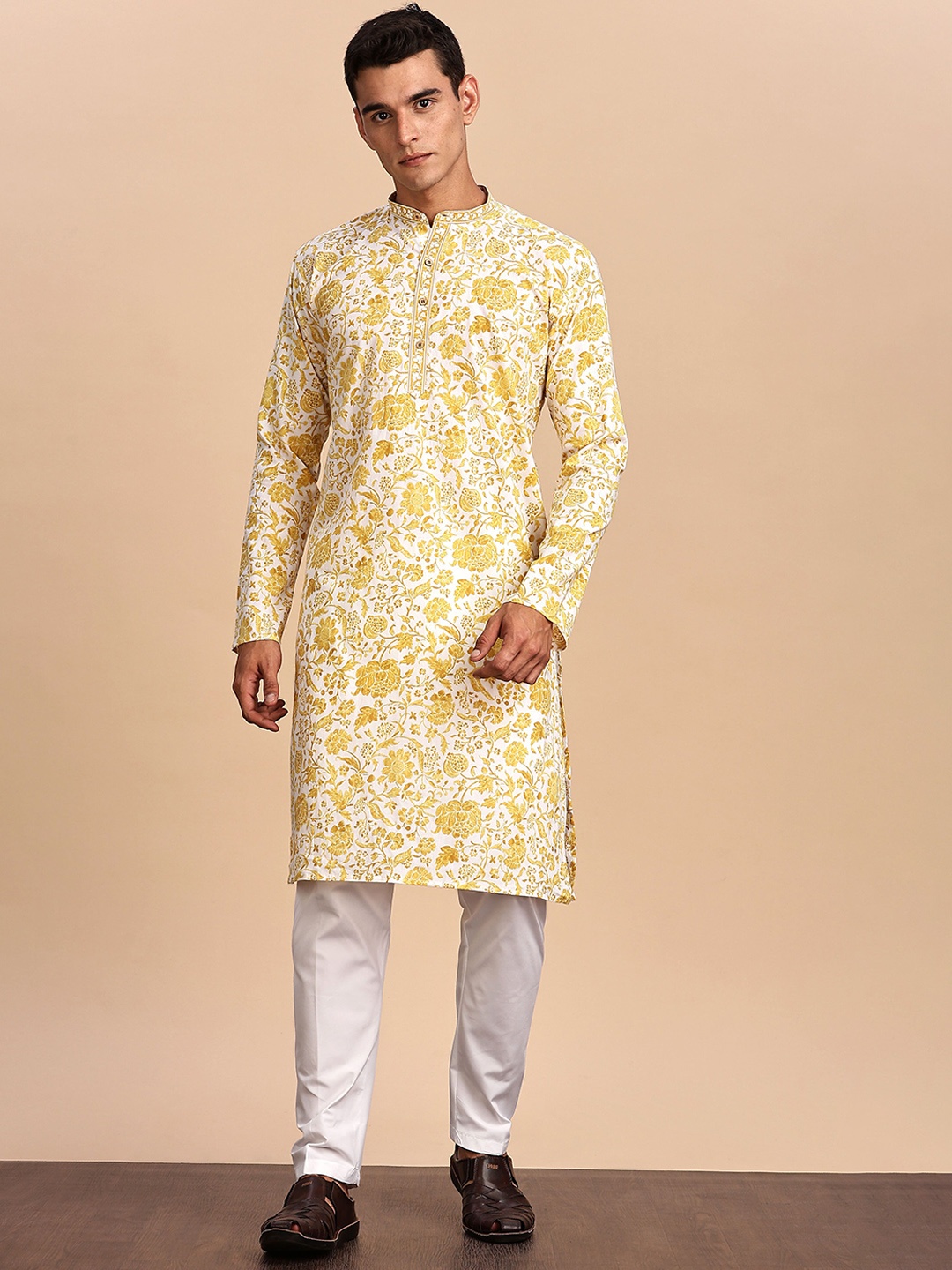 

Anouk Floral Printed Band Collar Straight Kurta, Yellow