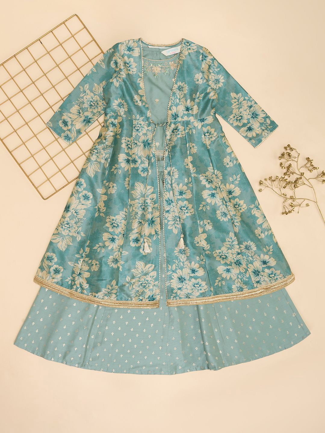 

AKKRITI BY PANTALOONS Girls Floral Embroidered Ready to Wear Lehenga & Blouse With Shrug, Blue