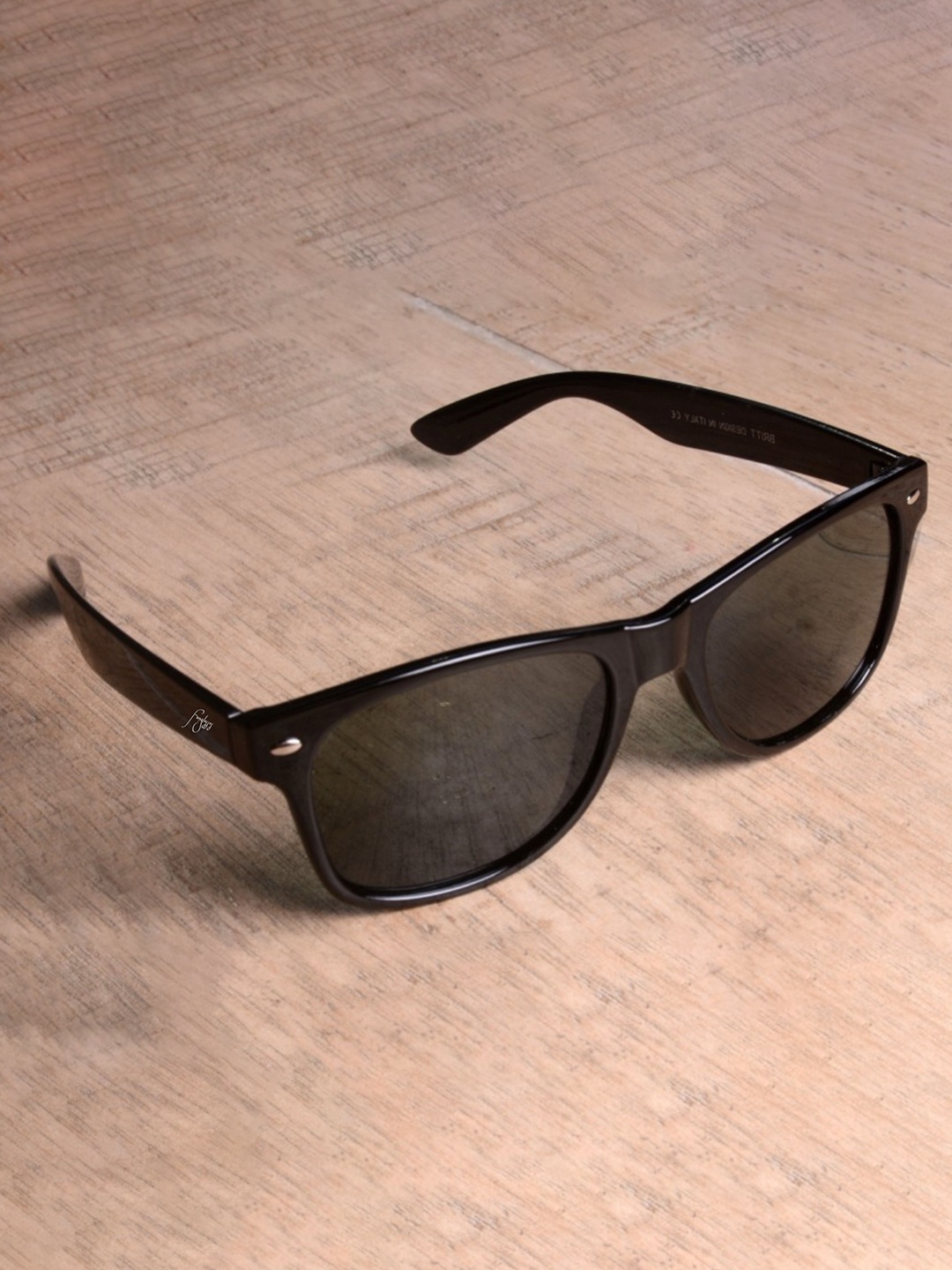 

FUNGLASSES Unisex Square Sunglasses with UV Protected Lens, Black