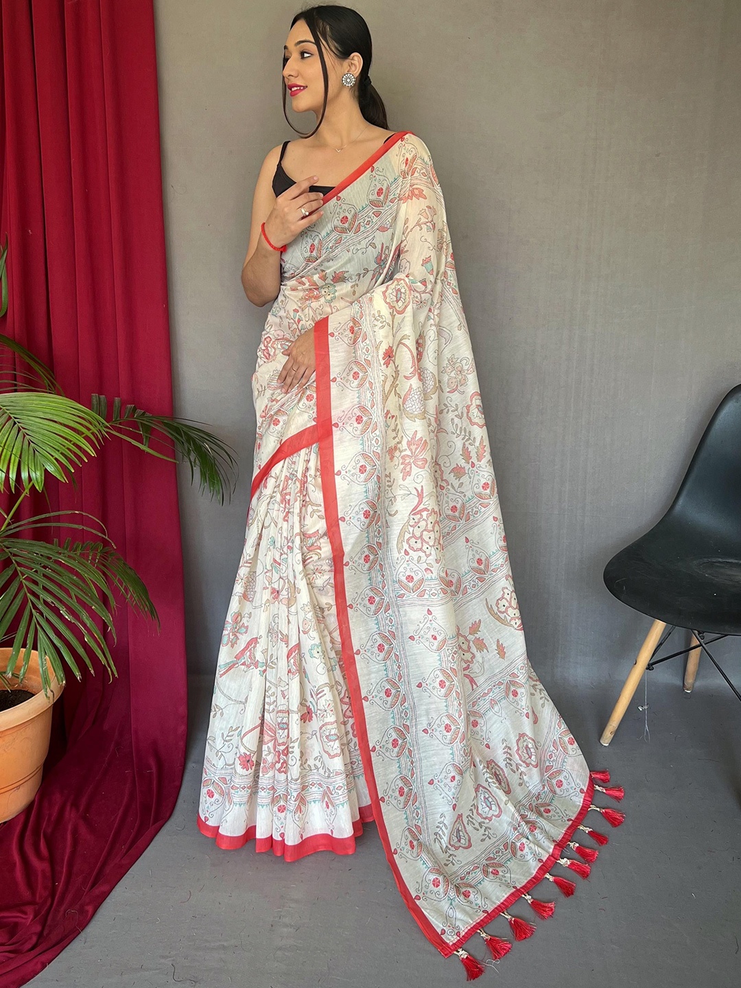 

Anouk Ethnic Motifs Printed Pure Cotton Saree, Red