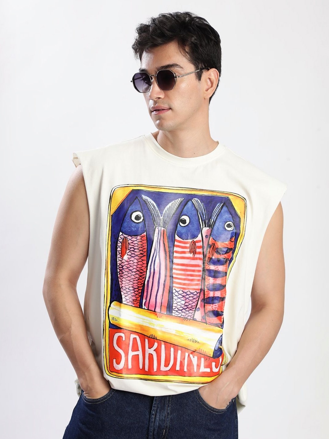 

Bene Kleed Men Printed Extended Sleeves Raw Edge T-shirt, Beige