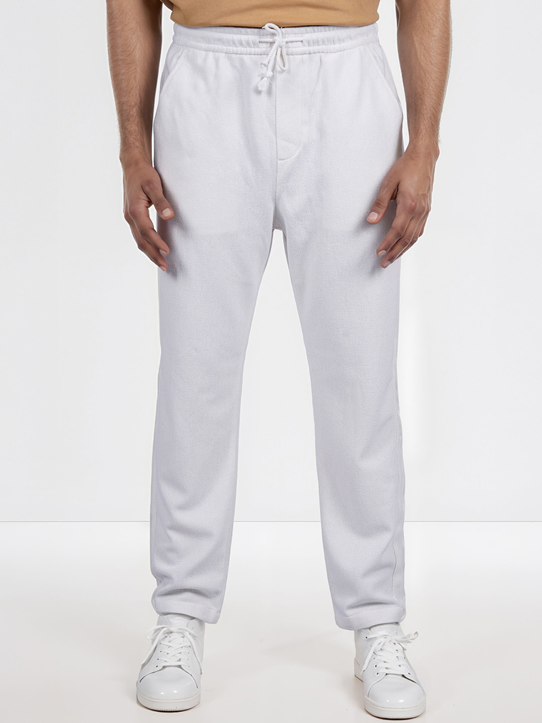

Celio Men Easy Wash Trousers, White