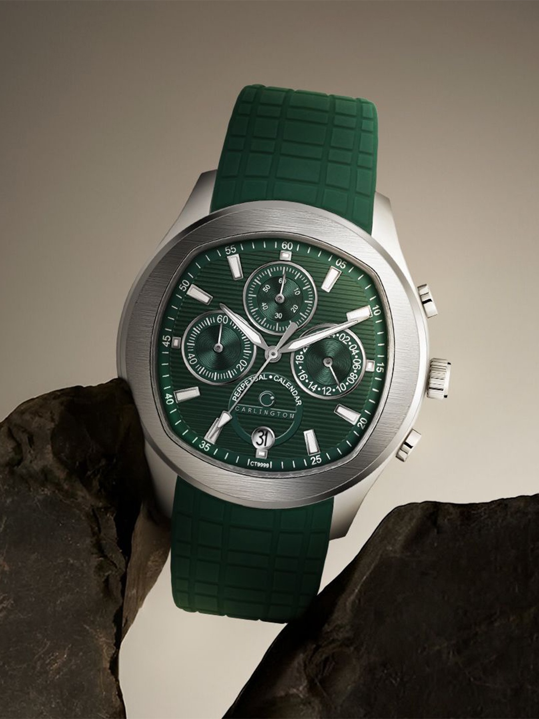 

CARLINGTON Men Dial & Straps Analogue Multi Function Watch Legacy 9999 Silver Green