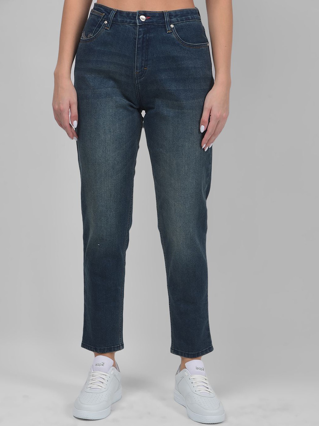 

Numero Uno Women Tapered Fit High-Rise Light Fade Stretchable Jeans, Blue
