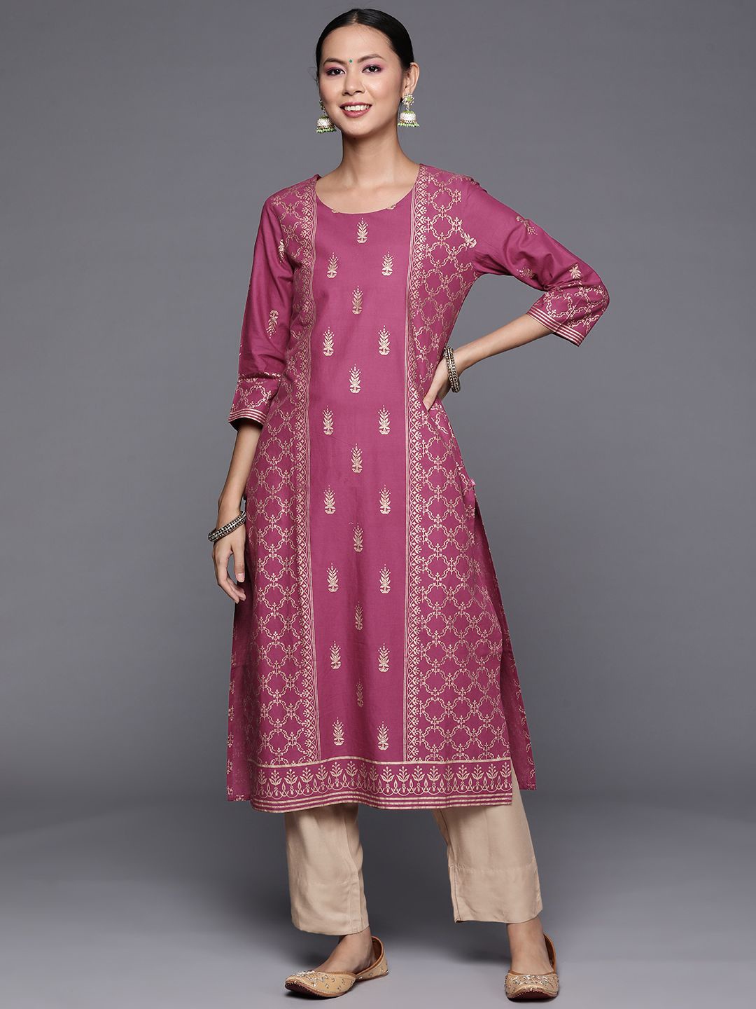 

DIVASTRI Ethnic Motifs Printed Cotton Straight Kurta, Purple