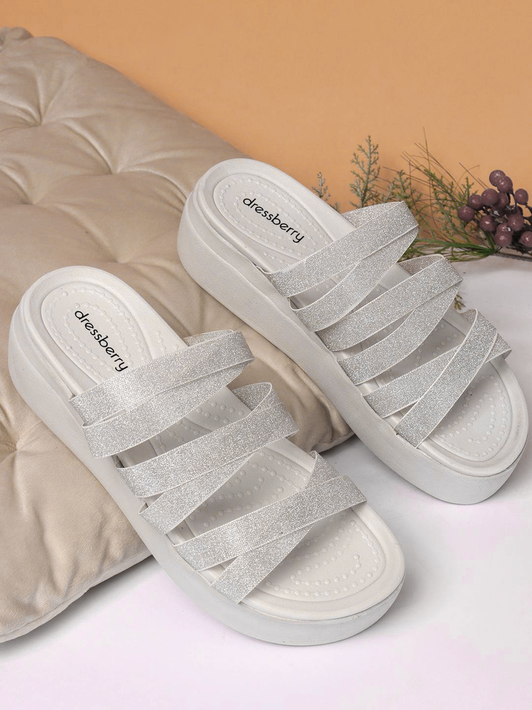 

DressBerry Comfort Sandals, Silver