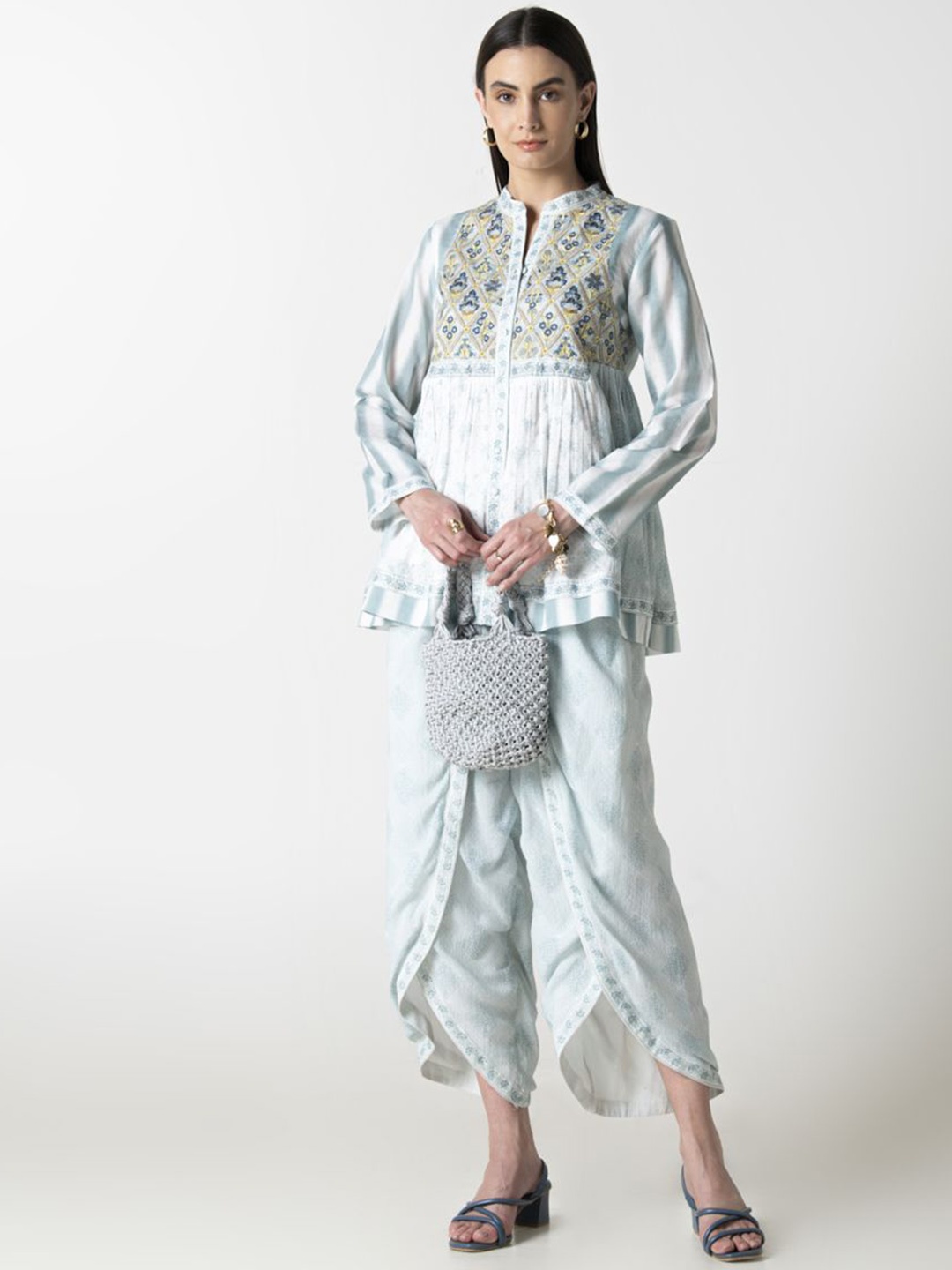 

STIL O STITCH Embroidered Mandarin Collar Tunic With Trousers, Blue