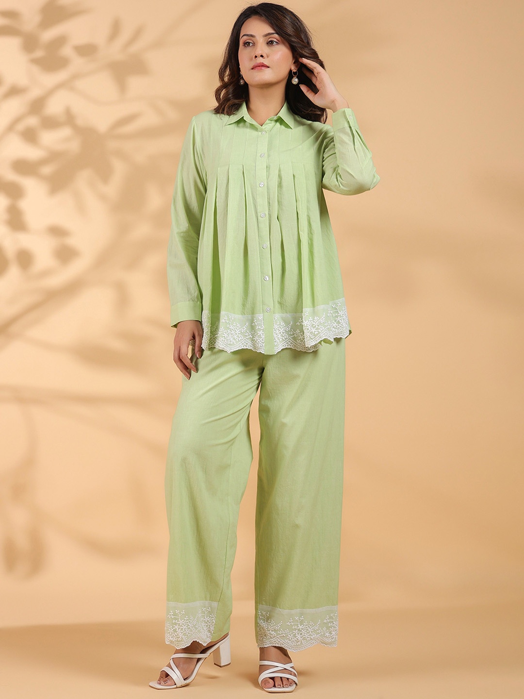 

STIL O STITCH Shirt Collar Tunic & Trousers, Green