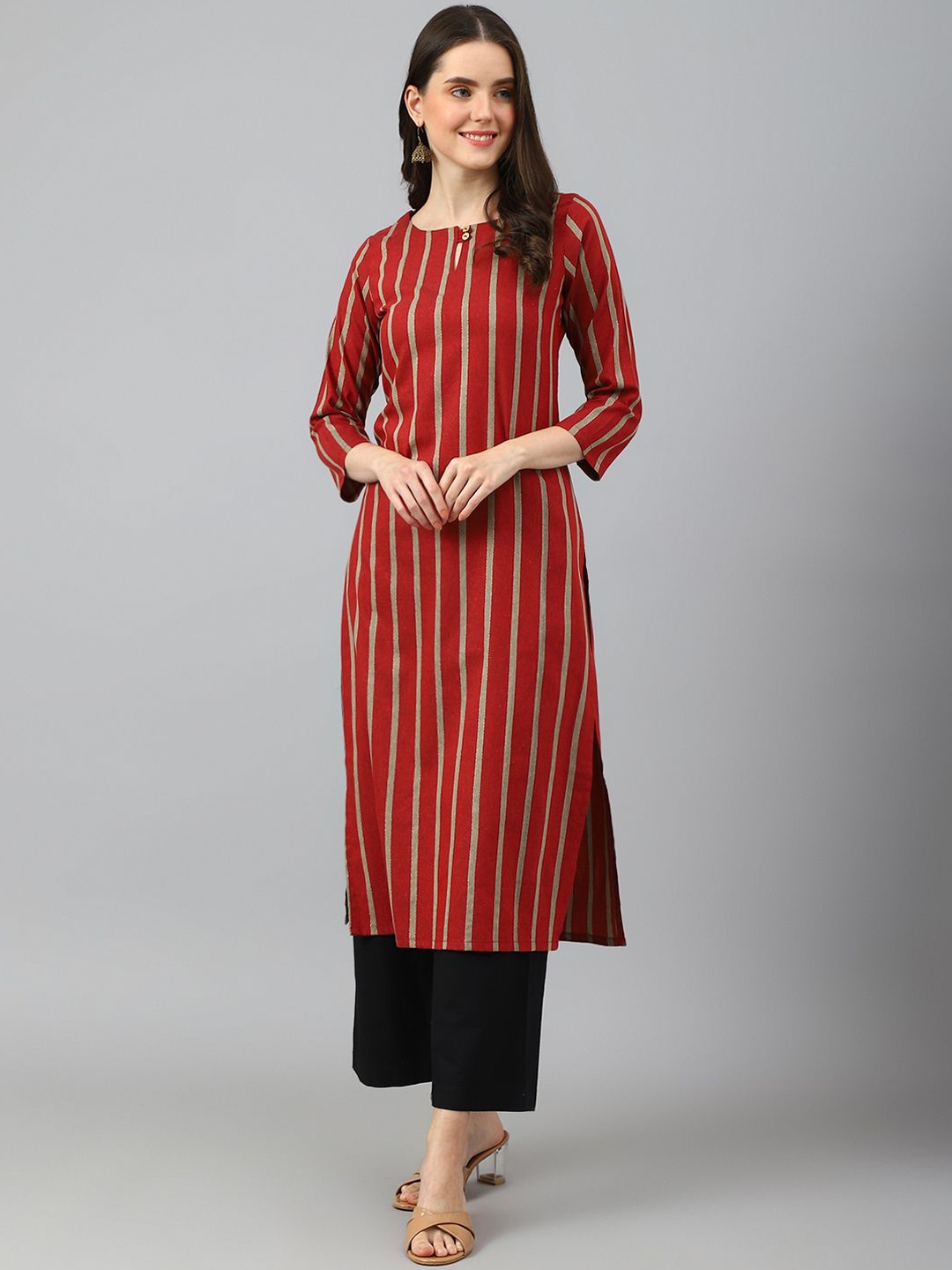 

DIVASTRI Striped Keyhole Neck Three-Quarter Sleeves Straight Kurta, Maroon