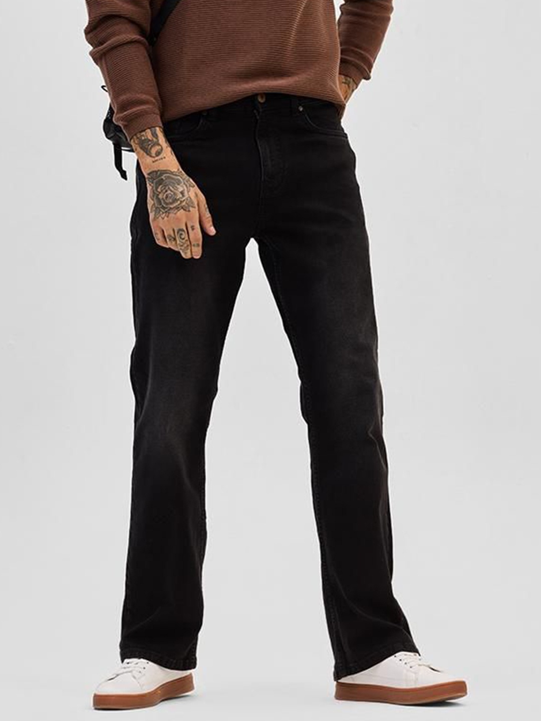 

Snitch Men Black Plain Bootcut Jeans