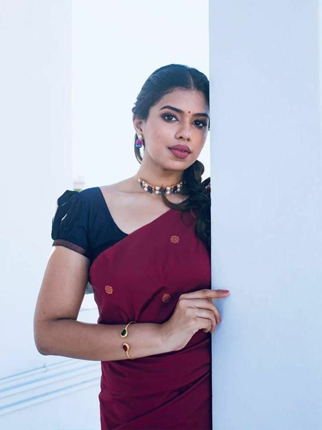 

Rujave Woven Design Art Silk Kanjeevaram Saree, Pink