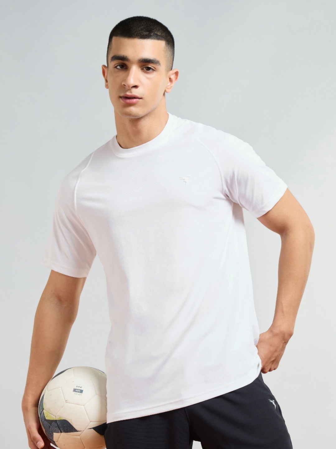 

Technosport Men Antimicrobial Slim Fit T-shirt, White