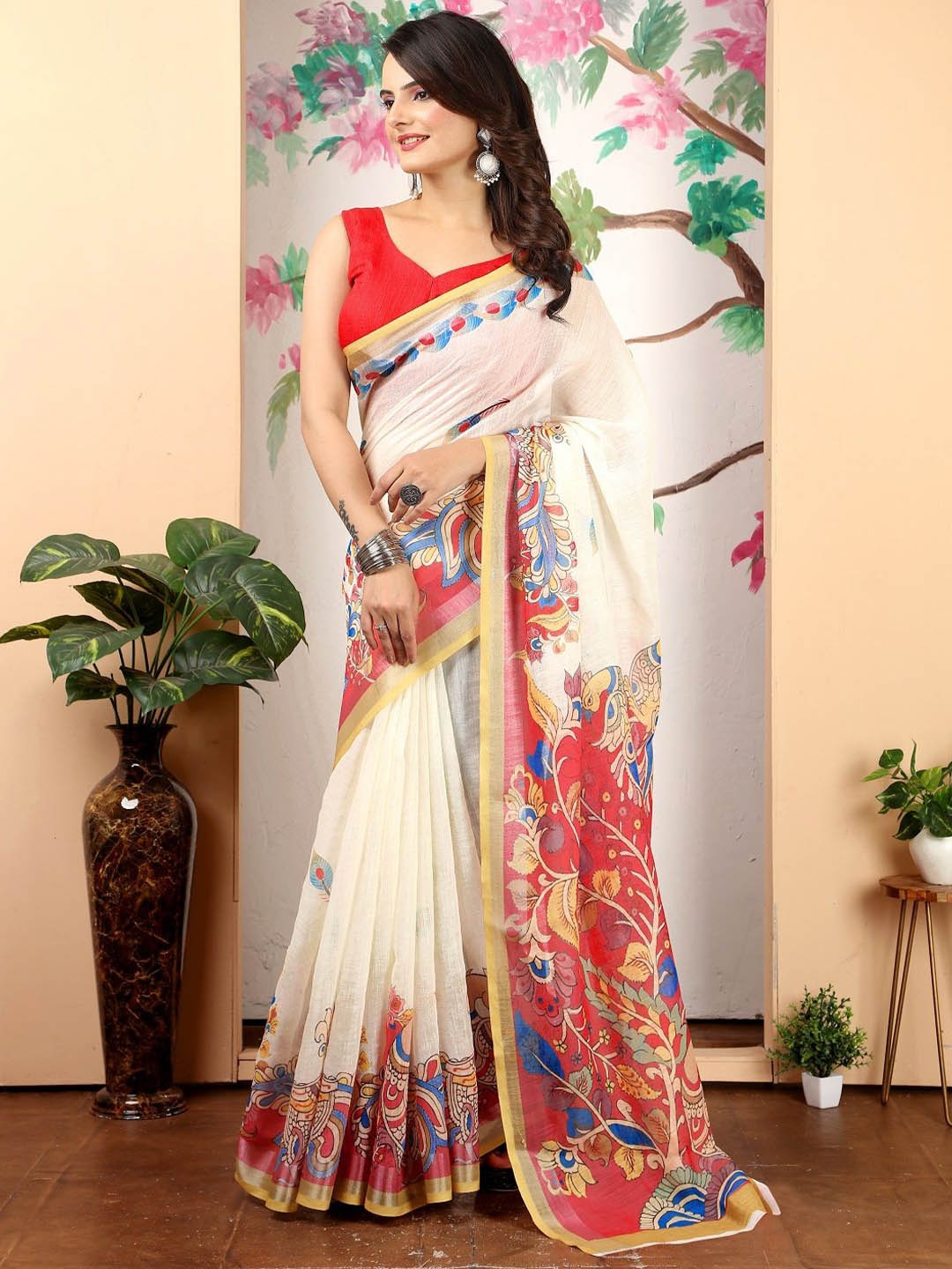 

Iris Ethnic Motifs Pure Cotton Saree, White