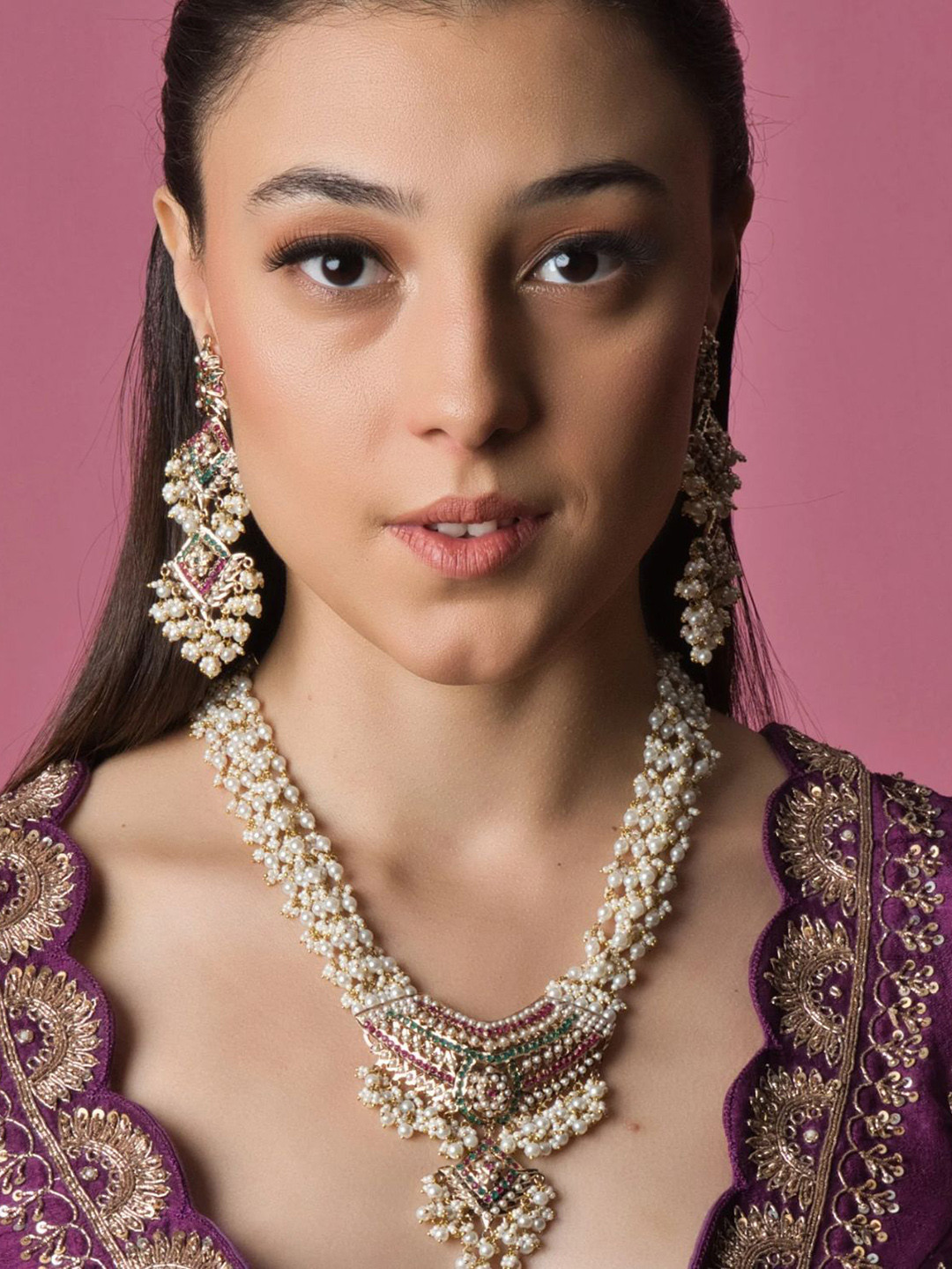 

QUEENS JEWELS Gold-Plated Artificial Stones-Studded & Beaded Jewellery Set